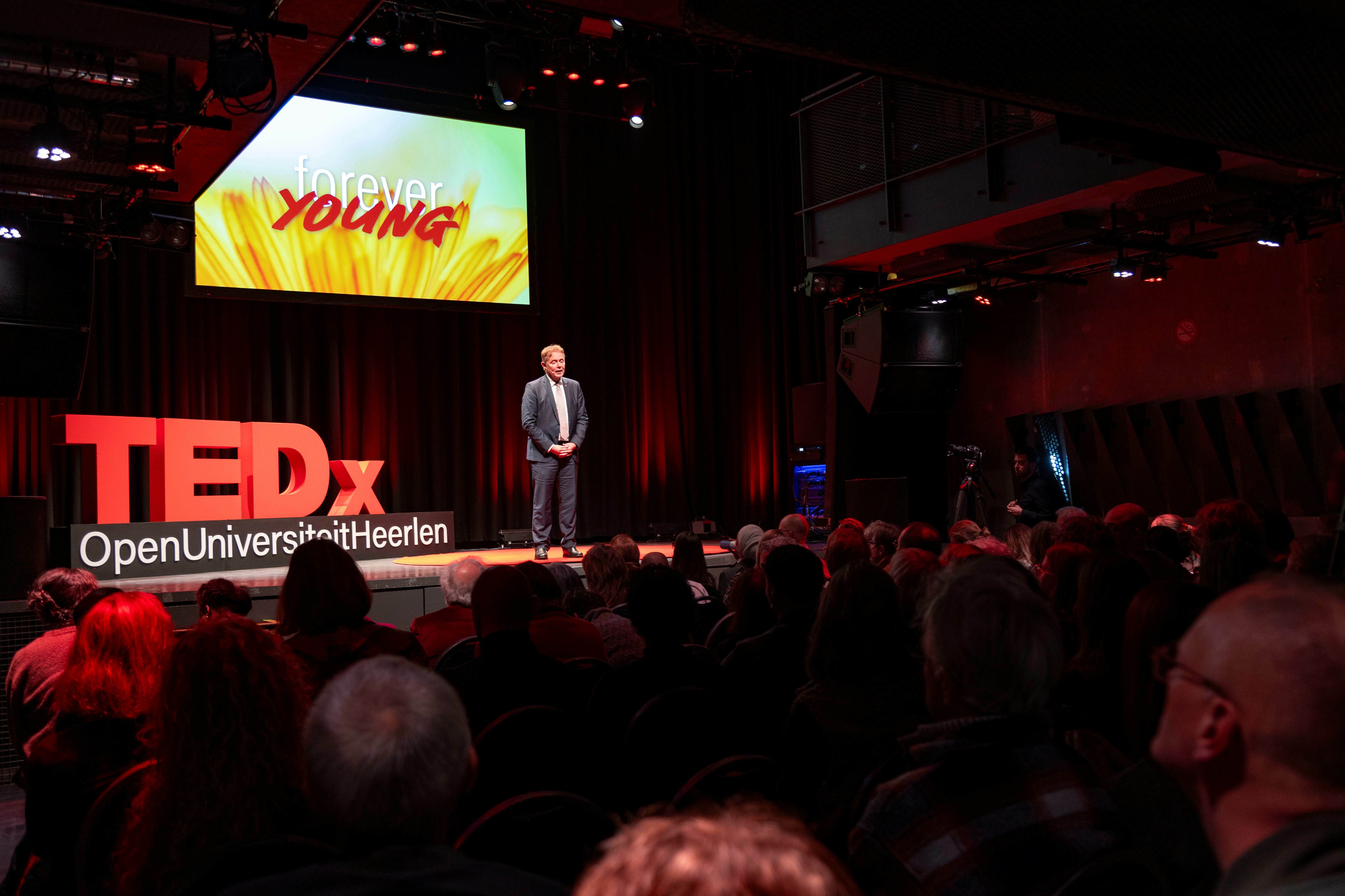 Theo Bastiaens, host of TEDxOpenUniversiteitNederland